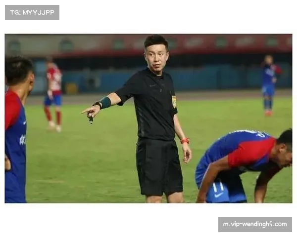 门线判罚引发争议,索托执法或成德比胜负关键 门线判罚引发争议,索托执法或成德比胜负关键